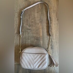 Elegant Beige Quilted Crossbody Bag. New without tags. Lola Mae